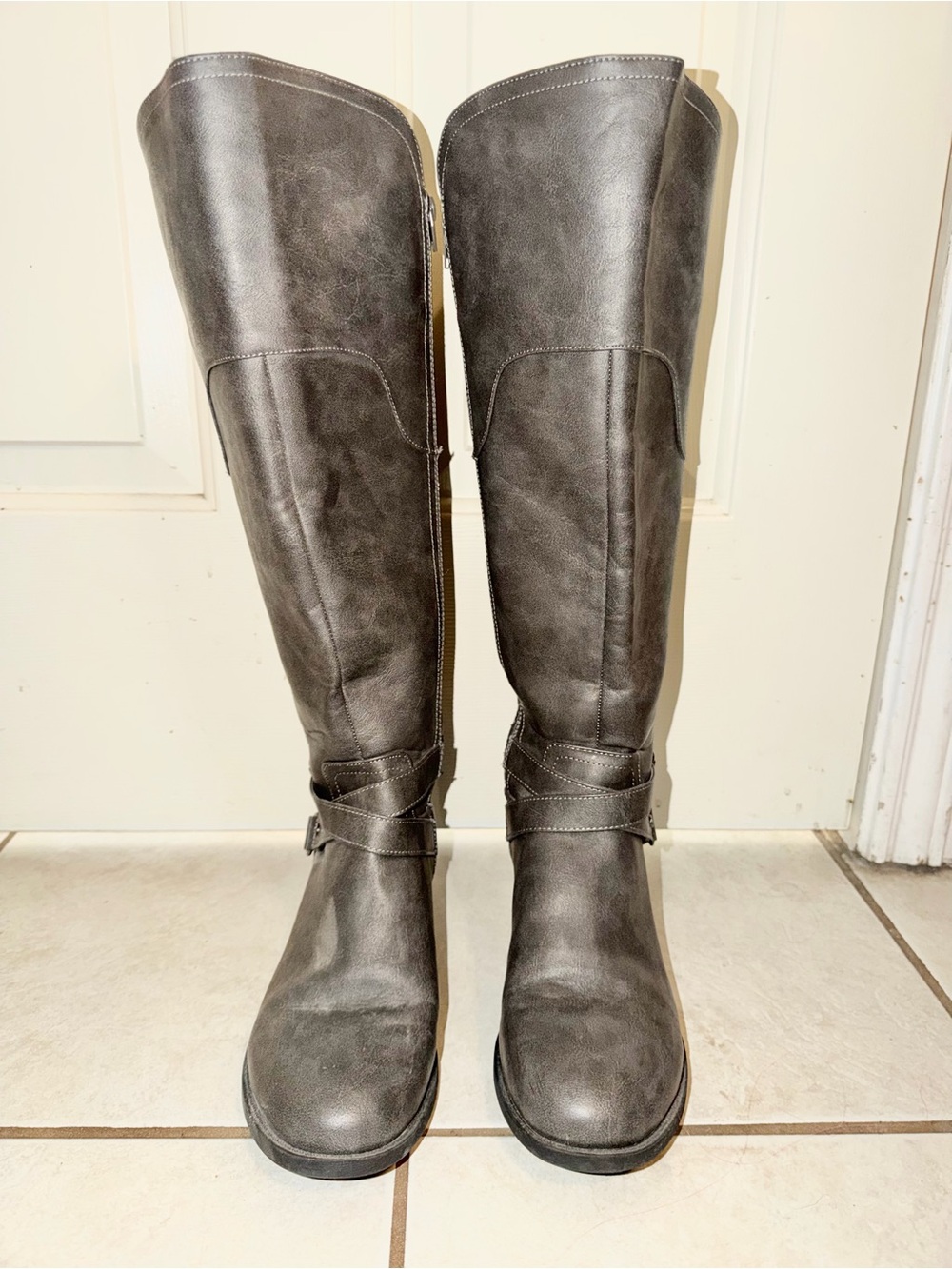 Guess Tall Riding Boots in Dark Gray